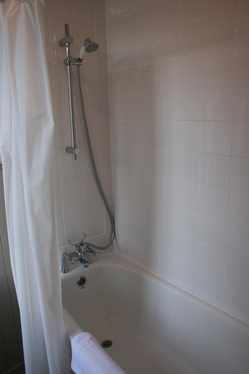 Royal Mile Budget Apartments Edimburgo Quarto foto